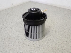 NISSAN MICRA K13 1.2i 10- WENTYLATOR NAGRZEWNICY DMUCHAWA 2/7 MINIATURA