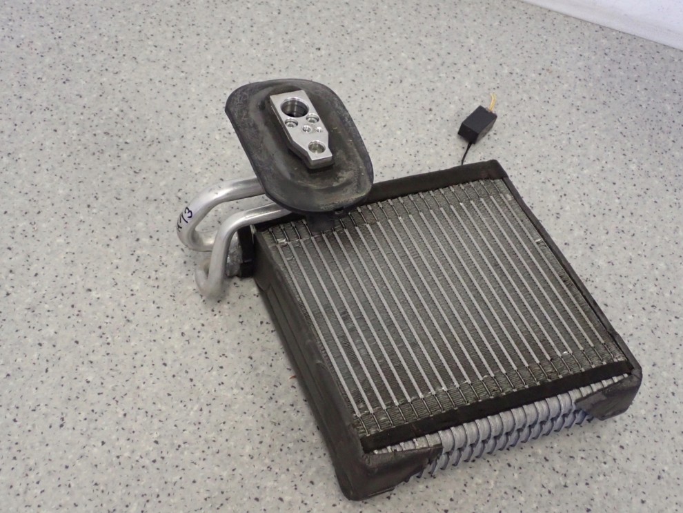 NISSAN MICRA K13 10- PAROWNIK KLIMATYZACJI 2/12