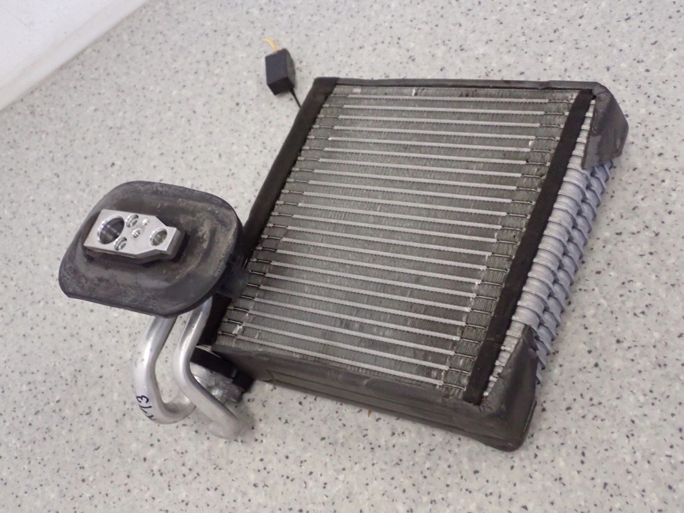 NISSAN MICRA K13 10- PAROWNIK KLIMATYZACJI 3/12