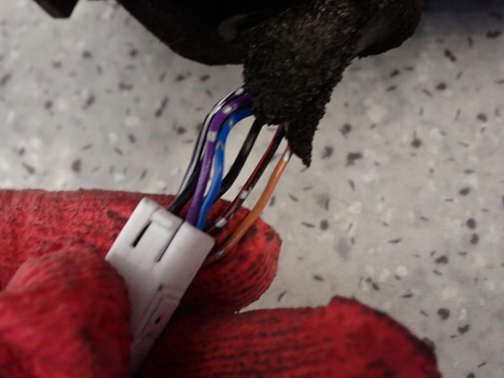 MAZDA 2 DE 08- LUSTERKO LEWE ELEKTRYCZNE EUROPA 7 PIN 28W 4/11