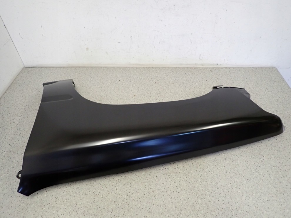 TOYOTA HILUX 89-93 BŁOTNIK PRZEDNI LEWY 5/8