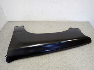 TOYOTA HILUX 89-93 BŁOTNIK PRZEDNI LEWY 5/8 MINIATURA