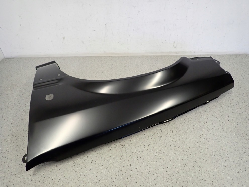 HONDA CIVIC 3d HATCHBACK 84-87 BŁOTNIK PRZEDNI LEWY 5/8