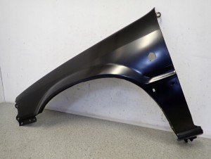 HONDA CIVIC 3d HATCHBACK 84-87 BŁOTNIK PRZEDNI LEWY 4/8 MINIATURA