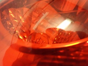 TOYOTA AVENSIS T25 KOMBI 03-05 LAMPA TYLNA LEWA 4/8 MINIATURA