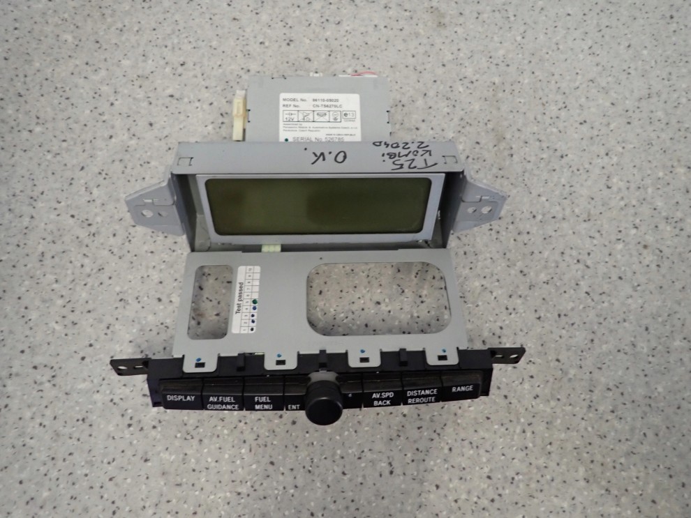 TOYOTA AVENSIS T25 02- WYŚWIETLACZ PANEL KRATKI NAWIEWU 3/7