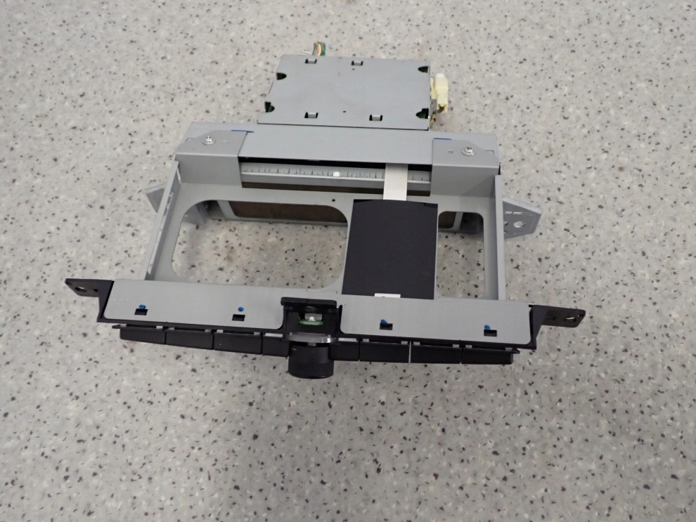 TOYOTA AVENSIS T25 02- WYŚWIETLACZ PANEL KRATKI NAWIEWU 7/7