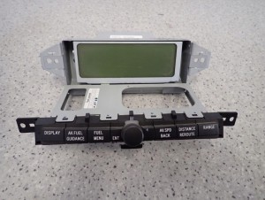 TOYOTA AVENSIS T25 02- WYŚWIETLACZ PANEL KRATKI NAWIEWU 1/7 MINIATURA