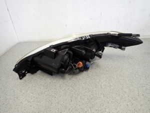 MAZDA 5 MAZDA5 05-07 LAMPA PRZEDNIA PRAWA REFLEKTOR 7/8 MINIATURA