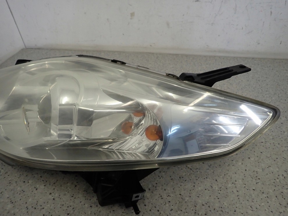 MAZDA 5 MAZDA5 05-07 LAMPA PRZEDNIA LEWA REFLEKTOR 4/8