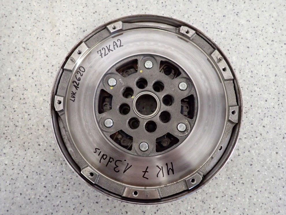 SUZUKI SWIFT IV MK7 10- 1.3 DDIS KOŁO DWUMASOWE 1/7