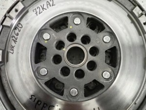 SUZUKI SWIFT IV MK7 10- 1.3 DDIS KOŁO DWUMASOWE 2/7 MINIATURA