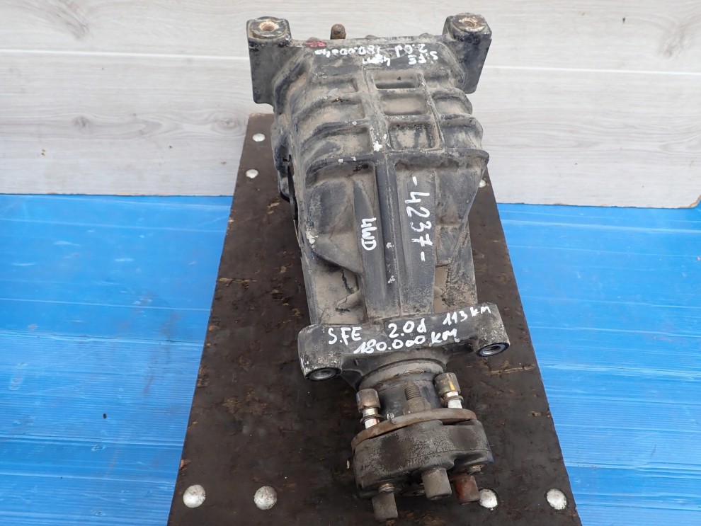 HYUNDAI SANTA FE I 2.0d 01-05 GŁÓWKA MOSTU DYFER TYLNY 6/10