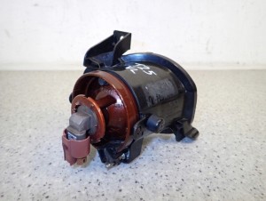TOYOTA AVENSIS T25 PRZEDLIFT 03- HALOGEN PRZEDNI LEWY 3/5 MINIATURA