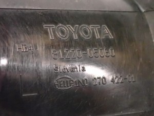 TOYOTA AVENSIS T25 PRZEDLIFT 03- HALOGEN PRZEDNI LEWY 5/5 MINIATURA