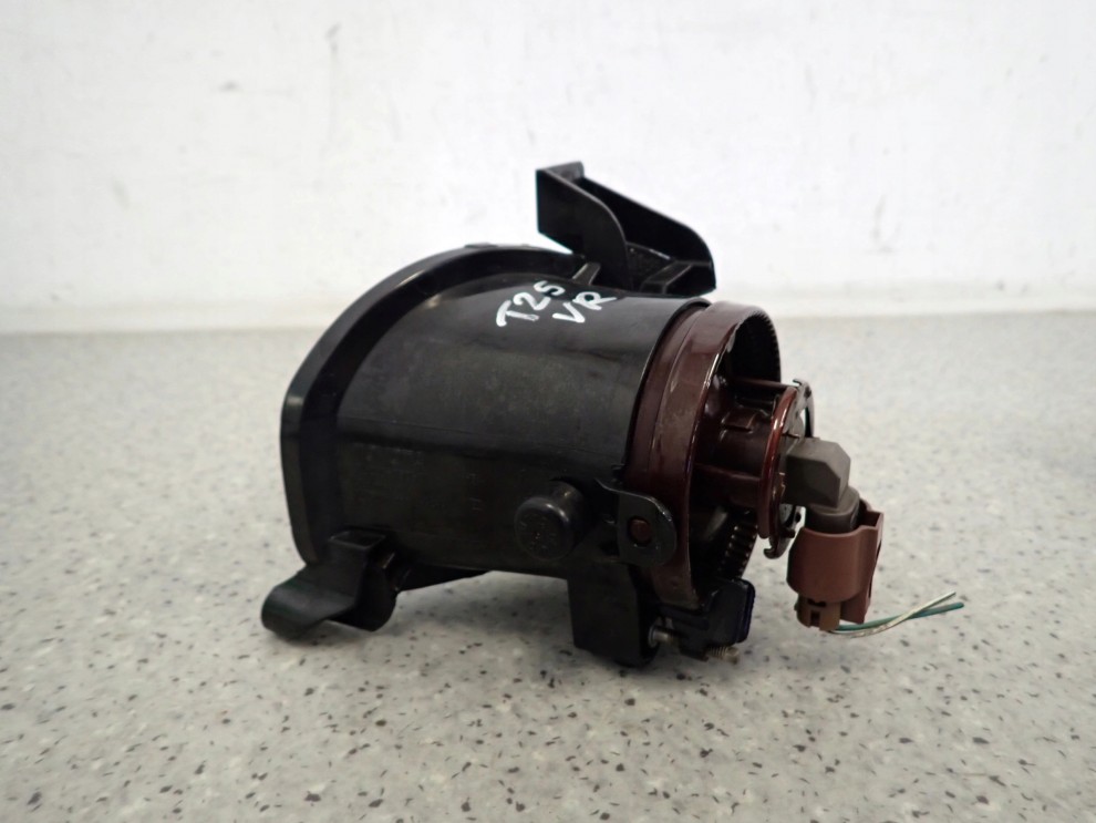 TOYOTA AVENSIS T25 PRZEDLIFT 03- HALOGEN PRZEDNI PRAWY 3/4