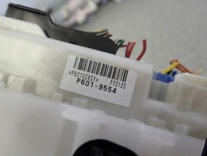 SUZUKI SWIFT MK7 10- 1.2I PUSZKA BEZPIECZNIKÓW 4/6 MINIATURA