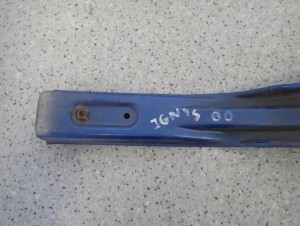 SUZUKI IGNIS I 00-03 WSPORNIK ZAMKA MASKI 2/4 MINIATURA