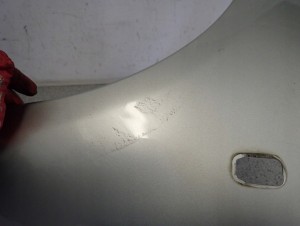 TOYOTA AVENSIS T25 03- BŁOTNIK PRZEDNI PRAWY 1C0 13/13 MINIATURA