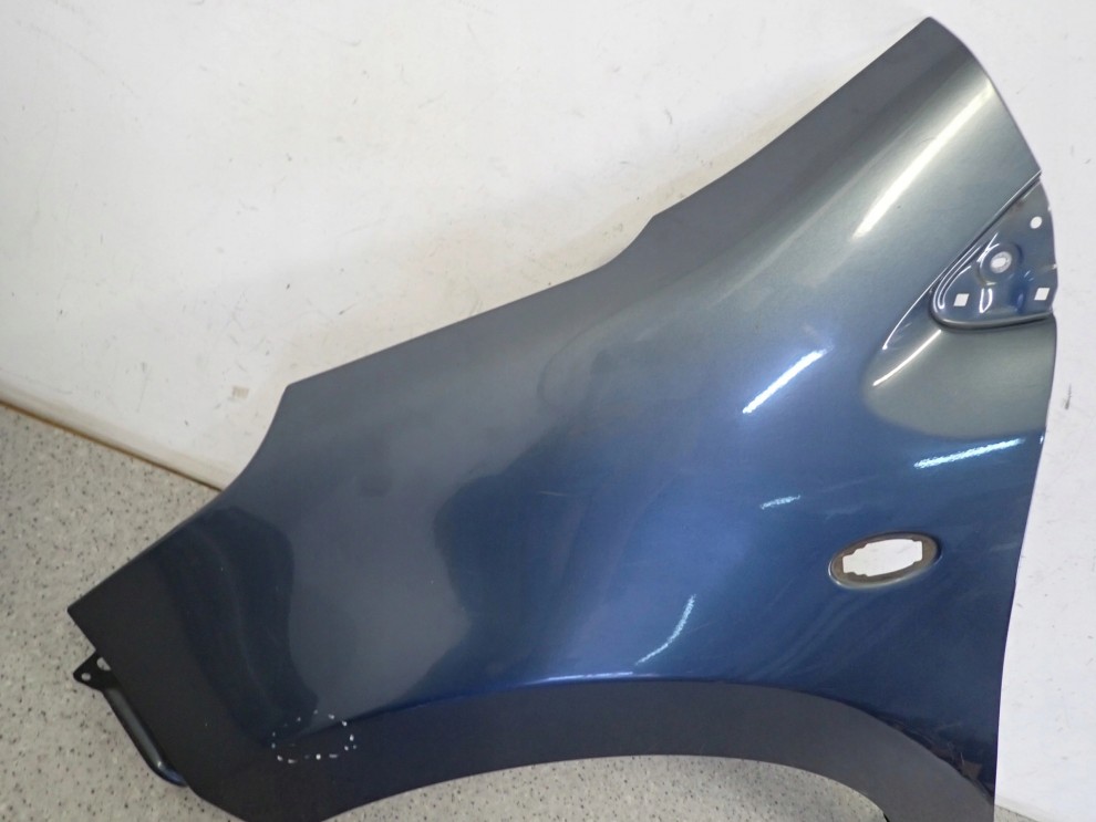 SUZUKI ALTO NISSAN PIXO 09-14 BŁOTNIK PRZEDNI LEWY ZY4 4/12