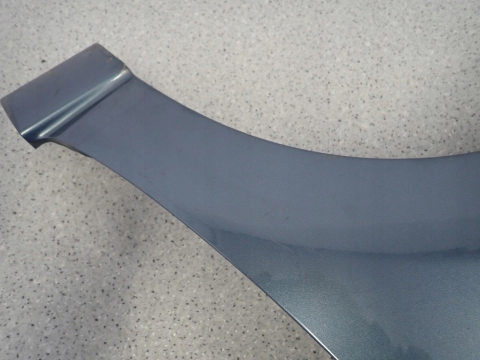 SUZUKI ALTO NISSAN PIXO 09-14 BŁOTNIK PRZEDNI LEWY ZY4 8/12