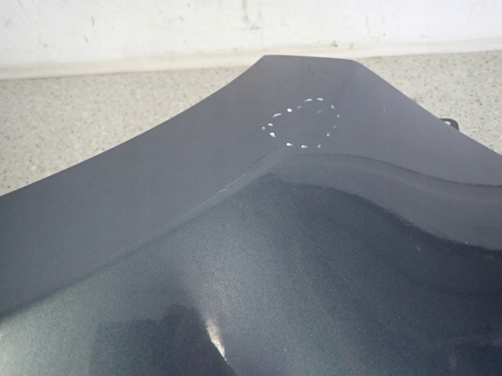 SUZUKI ALTO NISSAN PIXO 09-14 BŁOTNIK PRZEDNI LEWY ZY4 9/12