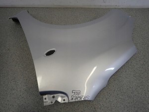 SUZUKI SPLASH 08-14 BŁOTNIK PRZEDNI LEWY ZCC 8/10 MINIATURA