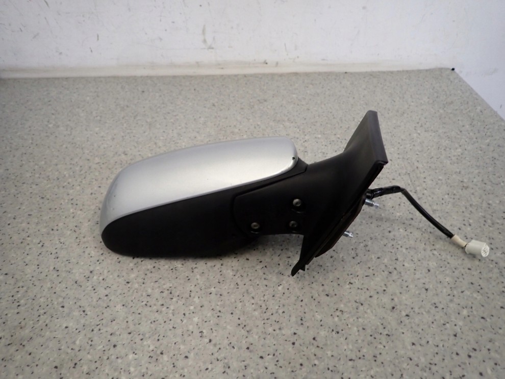 TOYOTA YARIS II 06-11 LUSTERKO PRAWE EUROPA 3 PIN 8/8