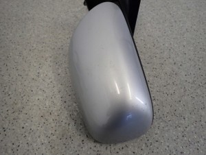 TOYOTA YARIS II 06-11 LUSTERKO PRAWE EUROPA 3 PIN 5/8 MINIATURA