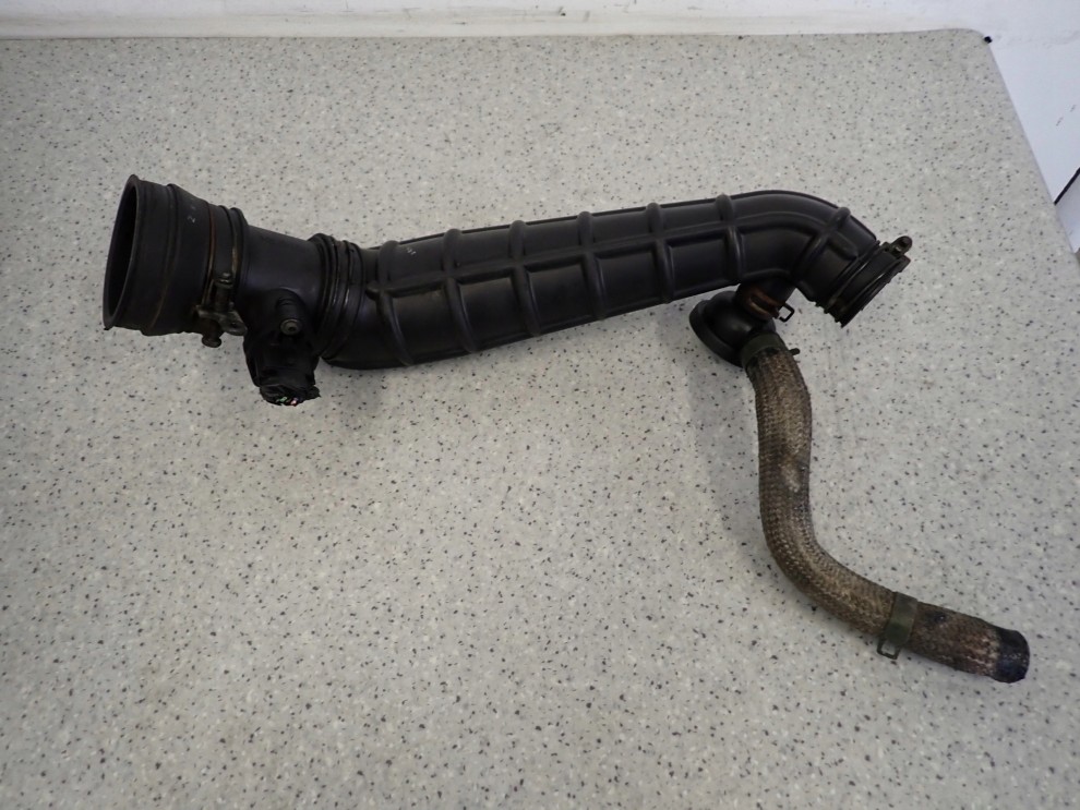 HYUNDAI SANTA FE 00- 2.0 CRDI RURA DOLOTU POWIETRZA 5/6