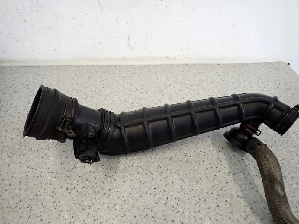 HYUNDAI SANTA FE 00- 2.0 CRDI RURA DOLOTU POWIETRZA 6/6