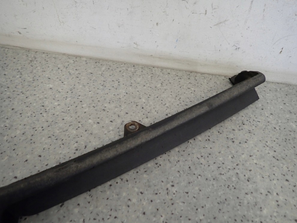 TOYOTA AVENSIS T25 02- LISTWA ZDERZAKA PRZEDNIA LEWA 2/12