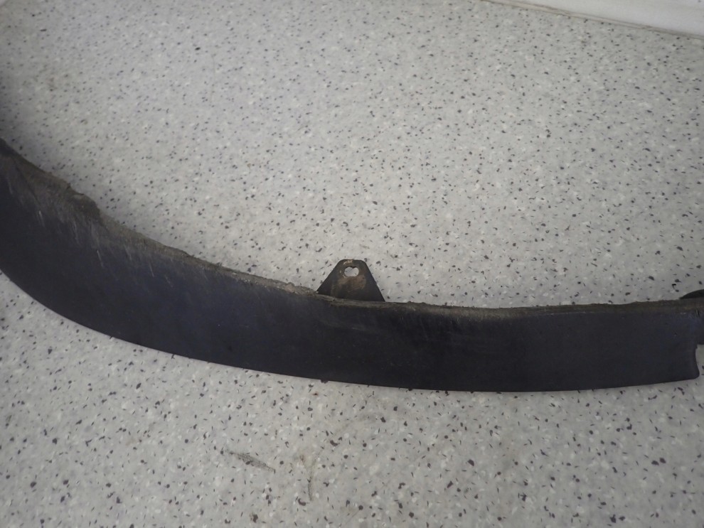 TOYOTA AVENSIS T25 02- LISTWA ZDERZAKA PRZEDNIA LEWA 4/12