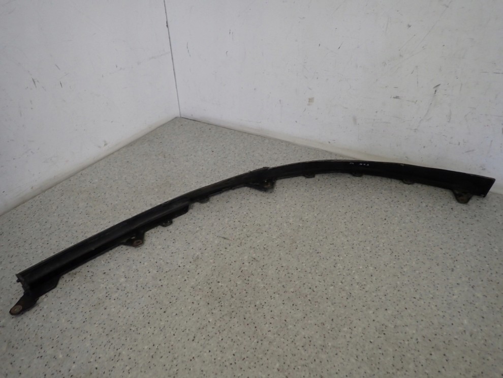 TOYOTA AVENSIS T25 02- LISTWA ZDERZAKA PRZEDNIA LEWA 9/12