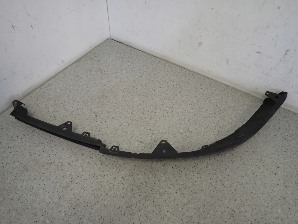 TOYOTA AVENSIS T25 02- LISTWA ZDERZAKA PRZEDNIA LEWA 12/12