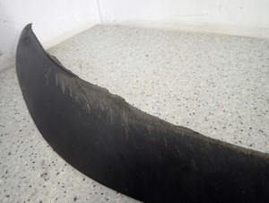 TOYOTA AVENSIS T25 02- LISTWA ZDERZAKA PRZEDNIA LEWA 7/12 MINIATURA