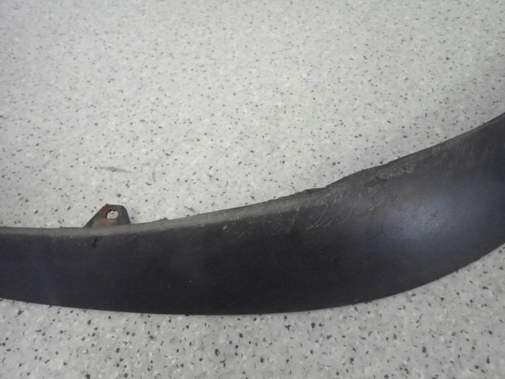 TOYOTA AVENSIS T25 02- LISTWA ZDERZAKA PRZEDNIA PRAWA 3/12