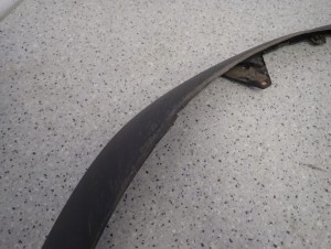 TOYOTA AVENSIS T25 02- LISTWA ZDERZAKA PRZEDNIA PRAWA 8/12 MINIATURA