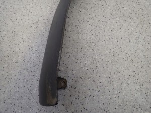 TOYOTA AVENSIS T25 02- LISTWA ZDERZAKA PRZEDNIA PRAWA 9/12 MINIATURA