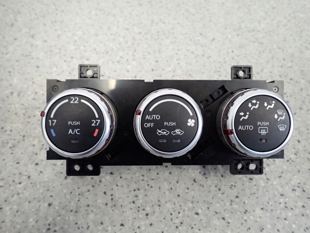 SUZUKI SX4 06-13 PANEL STEROWANIA NAWIEWEM 1/6