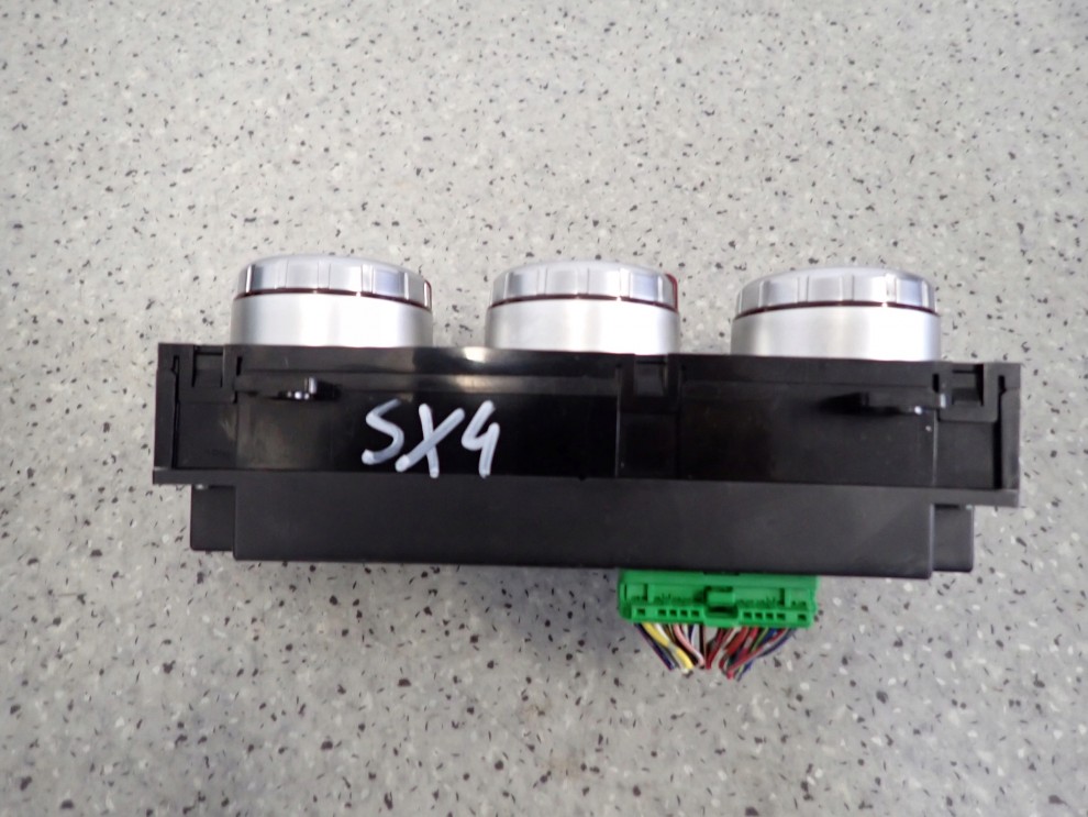 SUZUKI SX4 06-13 PANEL STEROWANIA NAWIEWEM 4/6