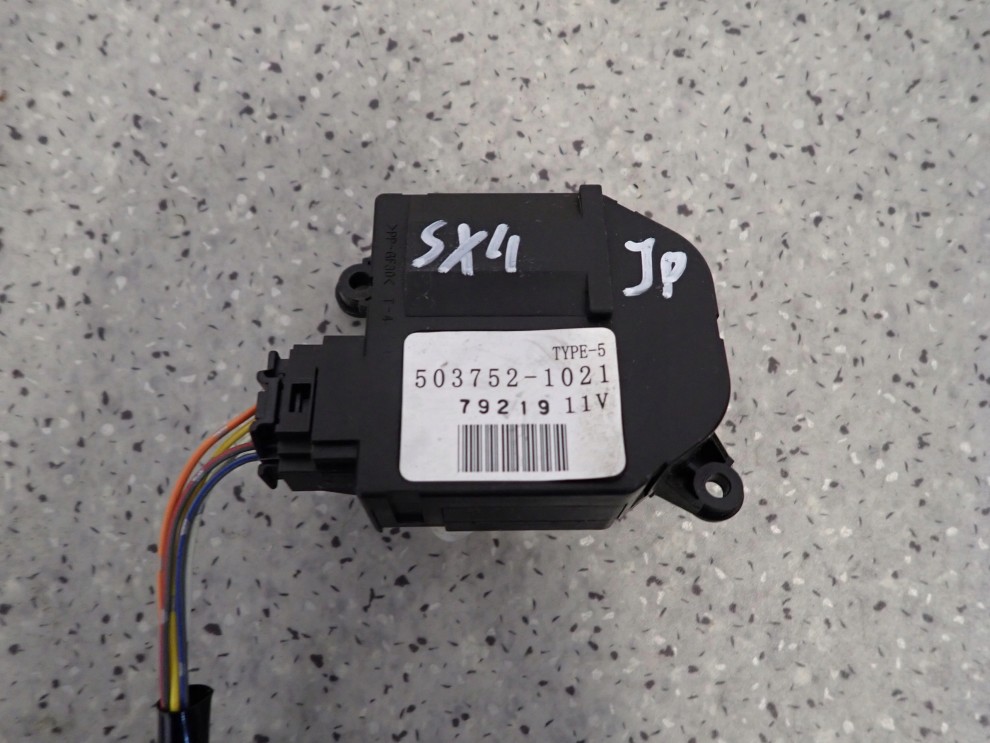 SUZUKI SX4 JP 06-13 SILNICZEK NAGRZEWNICY 1/4