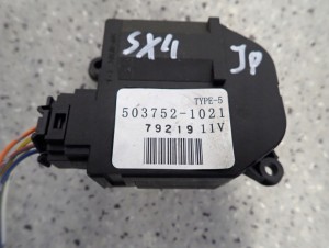 SUZUKI SX4 JP 06-13 SILNICZEK NAGRZEWNICY 2/4 MINIATURA