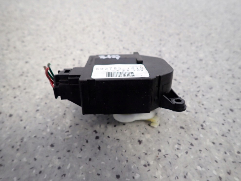 SUZUKI SX4 JP 06-13 SILNICZEK NAGRZEWNICY 2/4