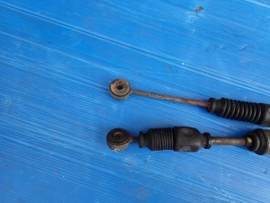 TOYOTA AVENSIS T25 2.2 D4D 06-08 LINKI ZMIANY BIEGÓW 4/6 MINIATURA