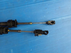 TOYOTA AVENSIS T25 2.2 D4D 06-08 LINKI ZMIANY BIEGÓW 5/6 MINIATURA