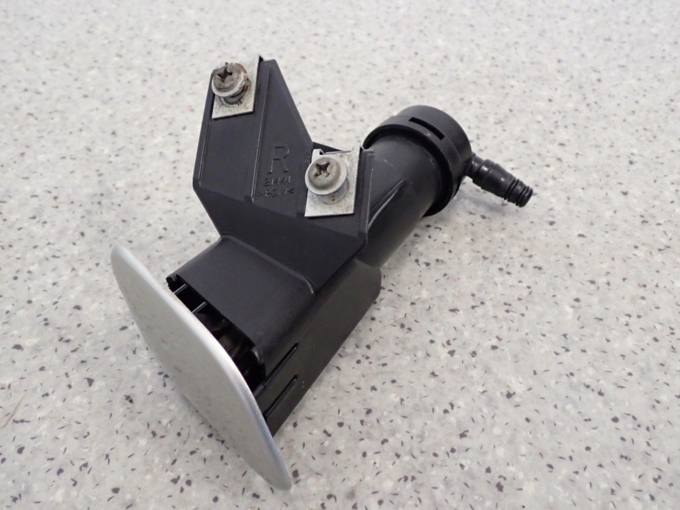 TOYOTA AVENSIS T25 02- SPRYSKIWACZ LAMPY PRAWY 1C0 1/5