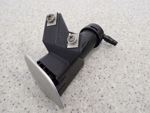 TOYOTA AVENSIS T25 02- SPRYSKIWACZ LAMPY PRAWY 1C0 1/5 MINIATURA