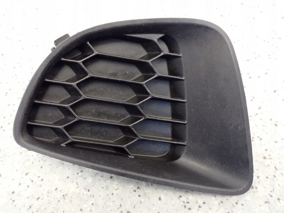 MAZDA2 MAZDA 2 08- DE ZAŚLEPKA HALOGENU RAMKA PRAWA 1/4