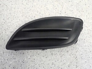 SUZUKI ALTO 09-14 ZAŚLEPKA KRATKA HALOGENU LEWEGO